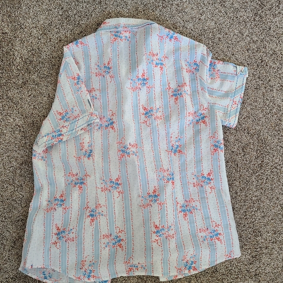 Button-down Blouse - Picture 2 of 3